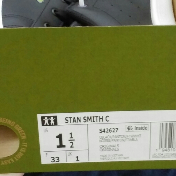 Disney Marvel Stan Smith Adidas Nwt youth - Picture 6 of 6